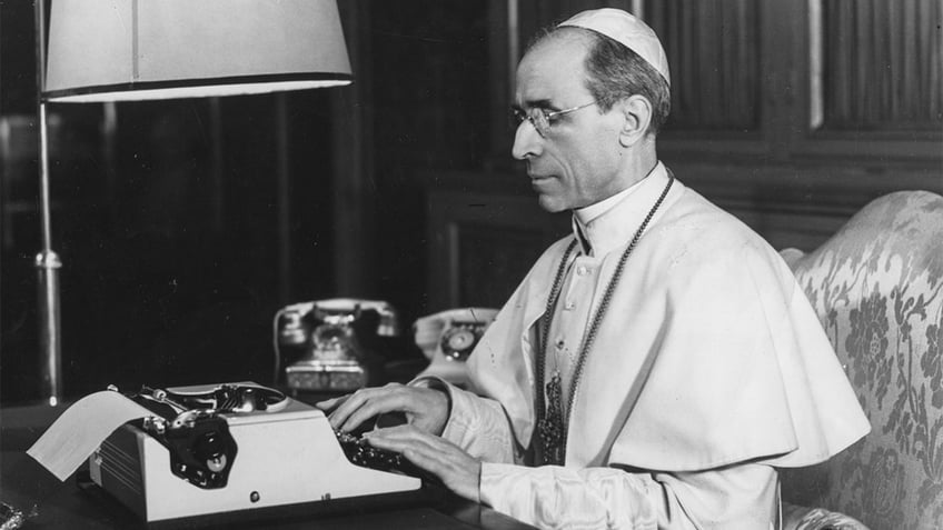 wartime letter show pope pius xii may have known about holocaust earlier than previously thought