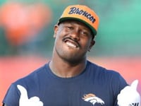Washington Commanders, pass rusher Von Miller agree to 1-year deal