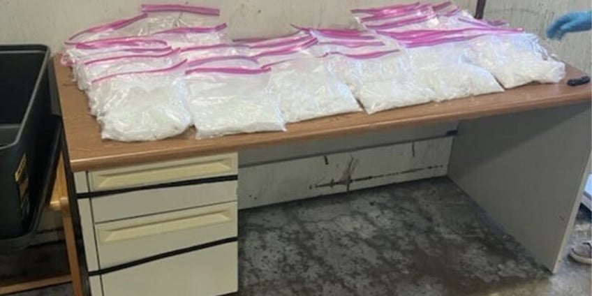 washington state man found in hotel room with 95 pounds of drugs firearms police