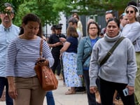 Washington’s Hispanic community fighting fear and rallying help as rumors of an ICE crackdown bubble
