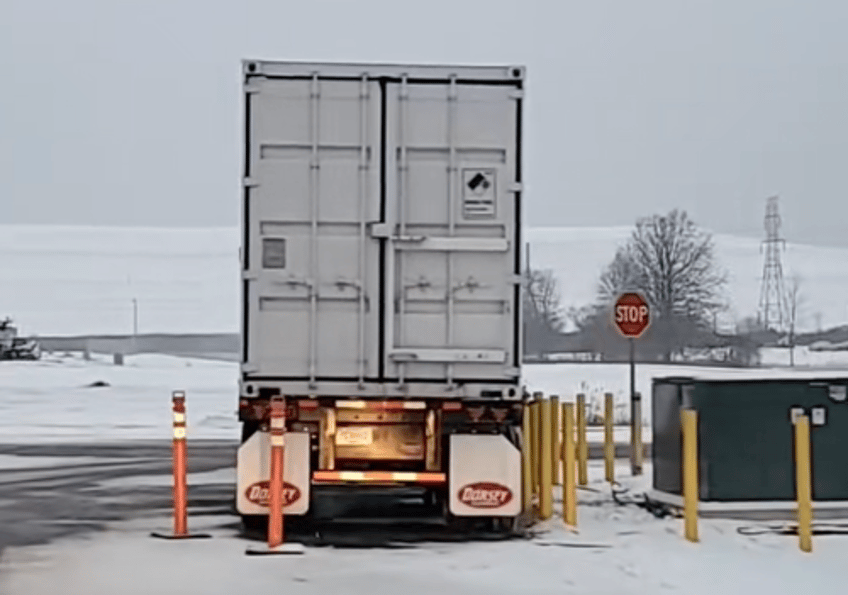 watch amazon uses huge diesel generator to charge electric delivery van fleet