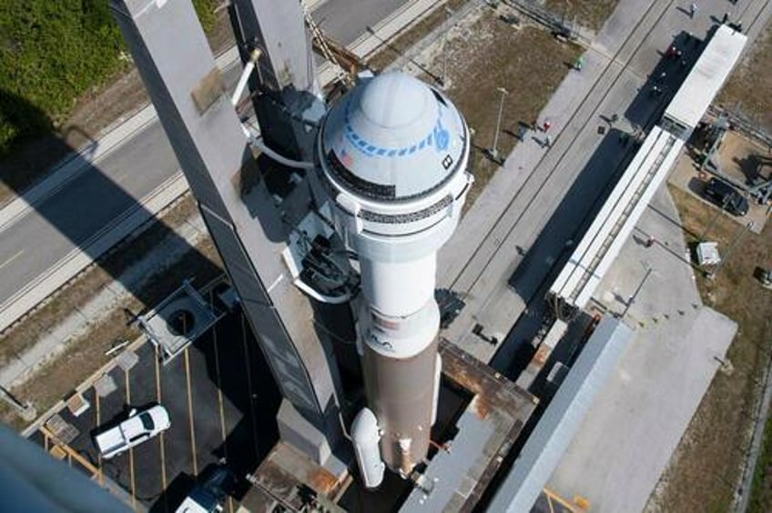 watch boeings crewed starliner attempts much delayed launch 