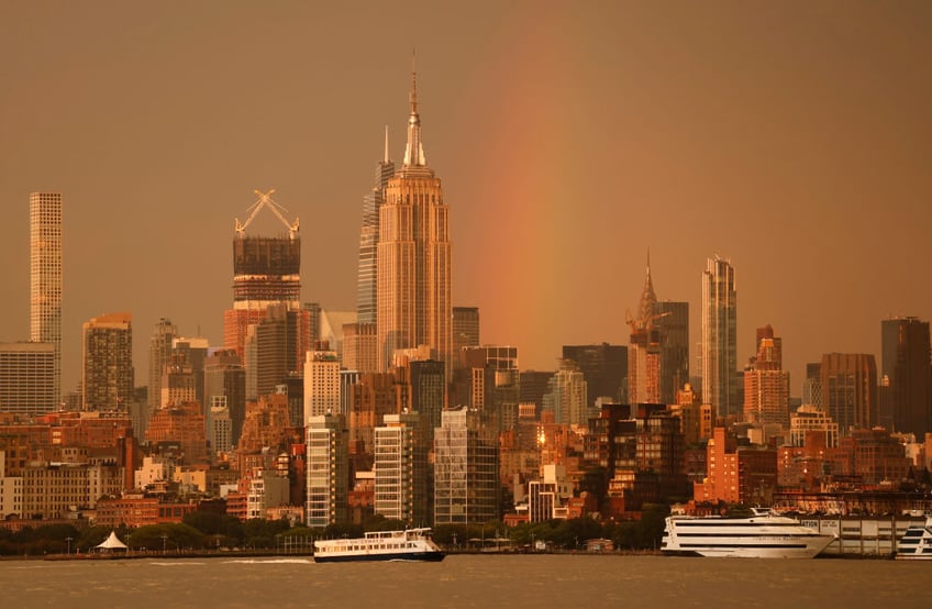 watch double rainbow appears over new york city on 9 11