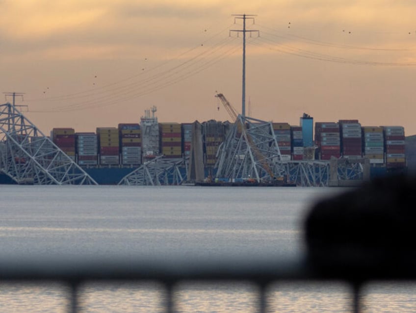 watch first images and footage from onboard baltimore bridge ship 1000 ton crane arrives on scene