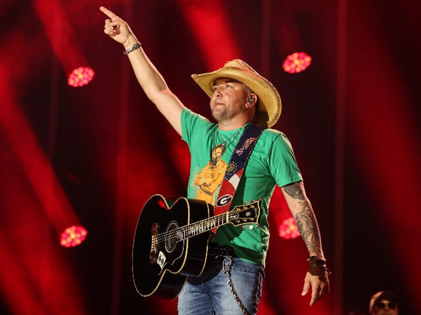 NASHVILLE, TENNESSEE - JUNE 10: Jason Aldean performs on stage during day three of CMA Fes