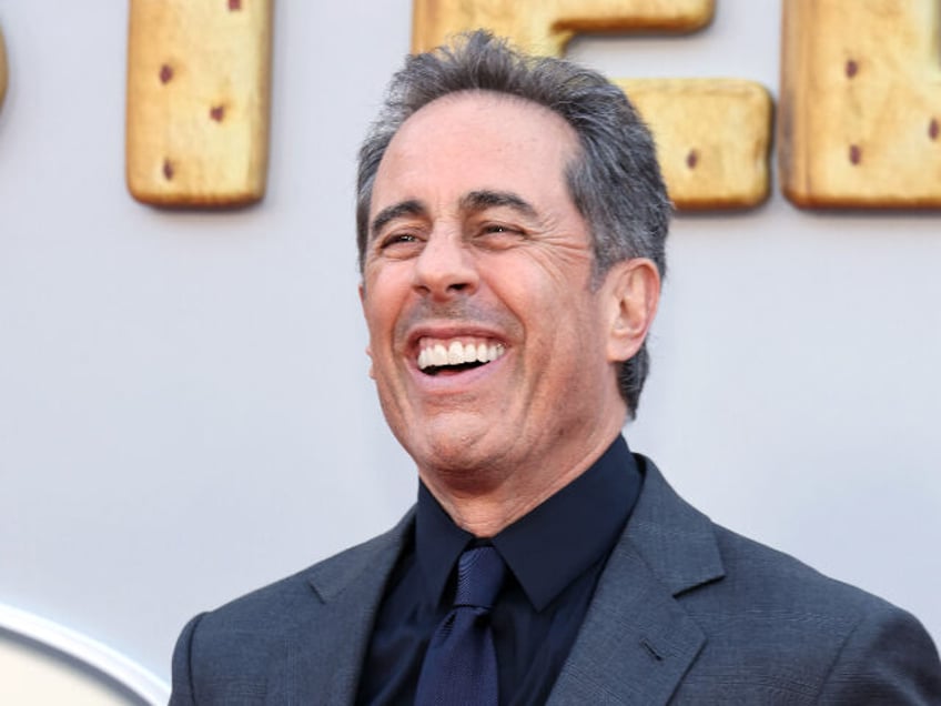 LOS ANGELES, CALIFORNIA - APRIL 30: Jerry Seinfeld attends the Los Angeles premiere of Net