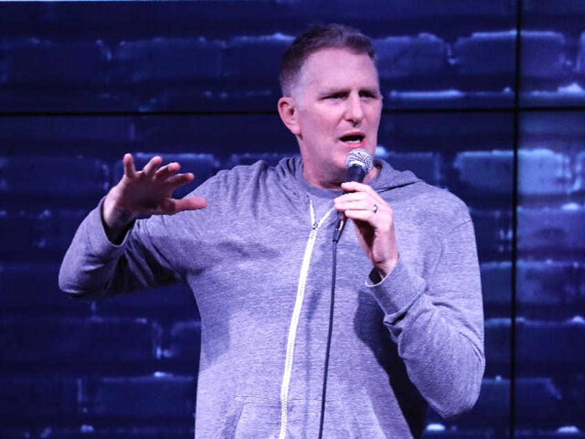 NEW YORK, NEW YORK - MAY 27: Comedian Michael Rapaport performs at The Nitecap's Moon