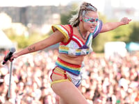 Watch — Pop Sensation JoJo Siwa Curses Out Fans After Getting Booed at Pride Event: ‘F**K You’