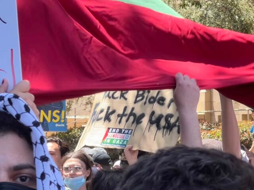 watch pro israel pro palestinian protesters clash at ucla encampment