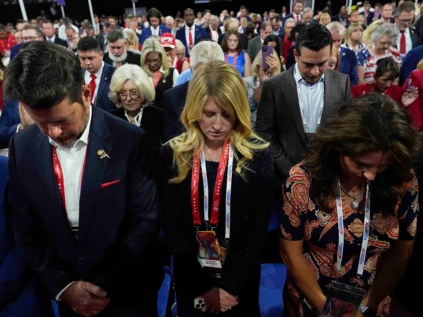 Prayer at RNC (Julia Nikhinson / Associated Press)