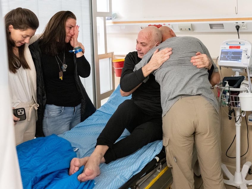 watch tears of joy as freed israeli hostages reunite with families