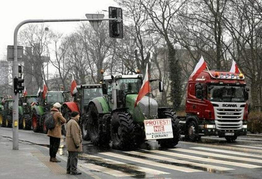 we have no other choice pissed off polish farmers launch 30 day protest across country ukraine border crossings