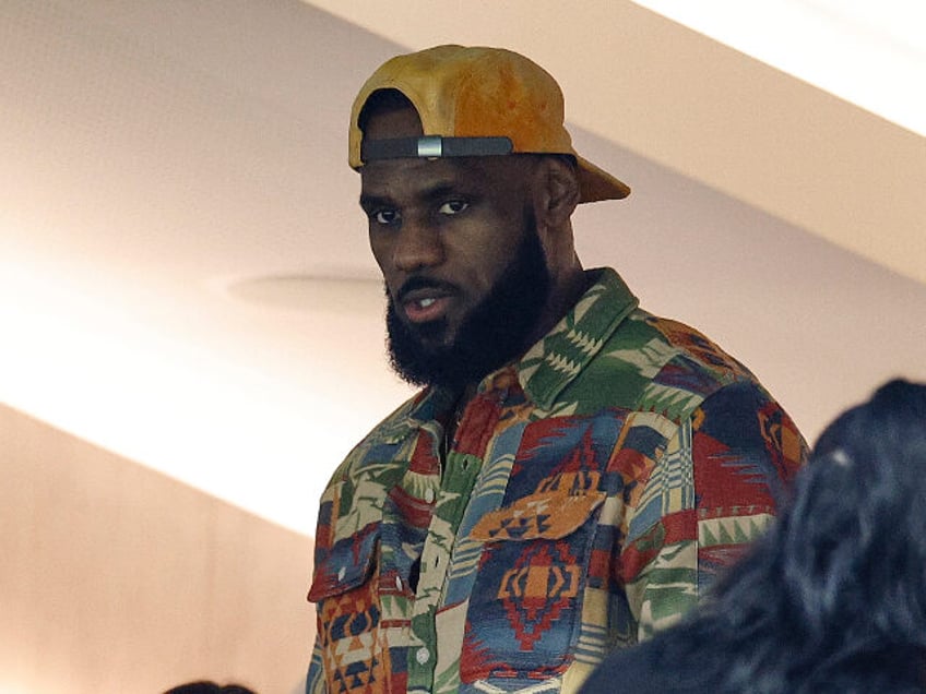 INGLEWOOD, CALIFORNIA - NOVEMBER 24: LeBron James is seen in attendance during a game betw