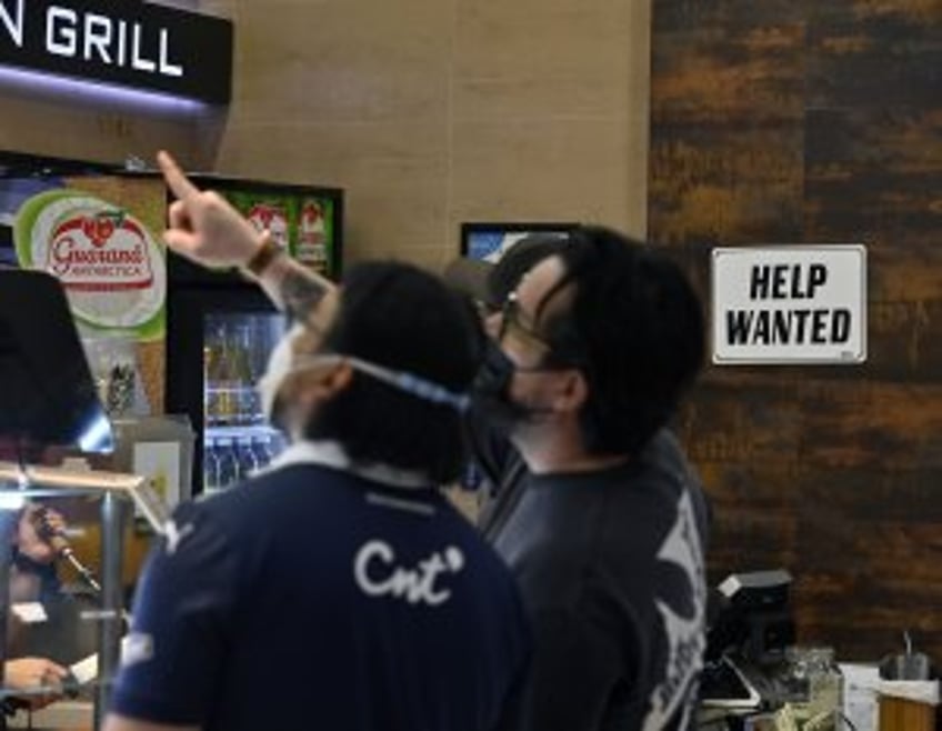 Weekly initial U.S. jobless claims fall 9,000 to 215,000