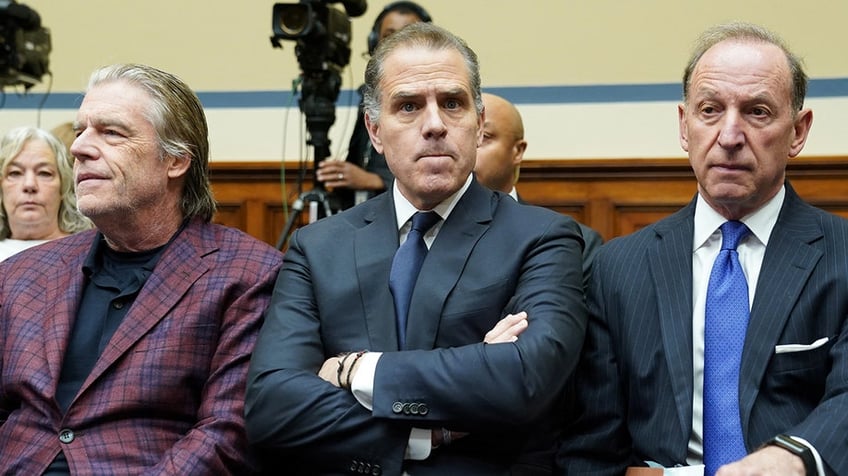 Hunter Biden makes surprise appearance at House hearing