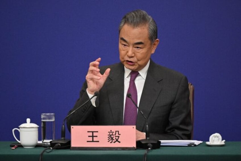 Wang Yi gave a press conference on the sidelines of Beijing's annual parliament meeting