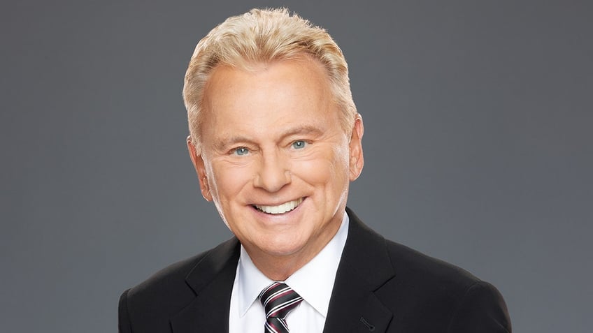 wheel of fortune fans furious after season premiere gets pushed in favor of football shame