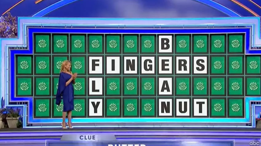 wheel of fortune fans slam pat sajak for accepting a wrong answer