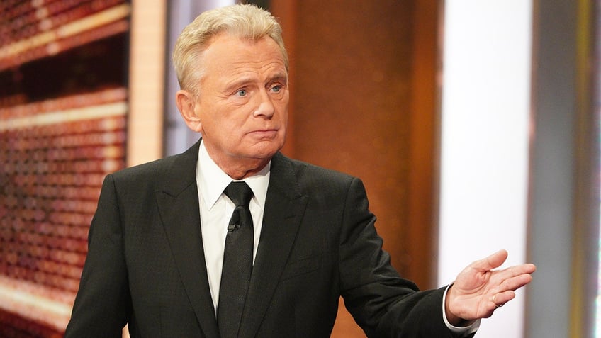 wheel of fortune host pat sajak has major scare during game show