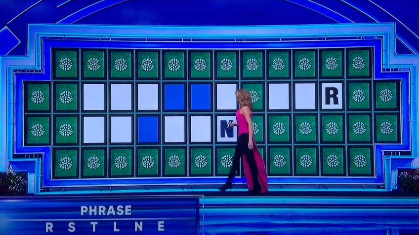 Vanna White 'strange' outfit