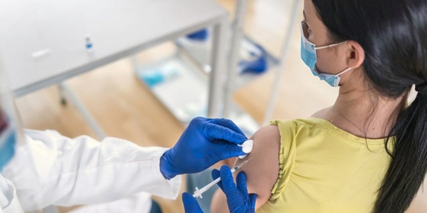 which arm should you use for the covid vaccine and booster it really does matter study suggests