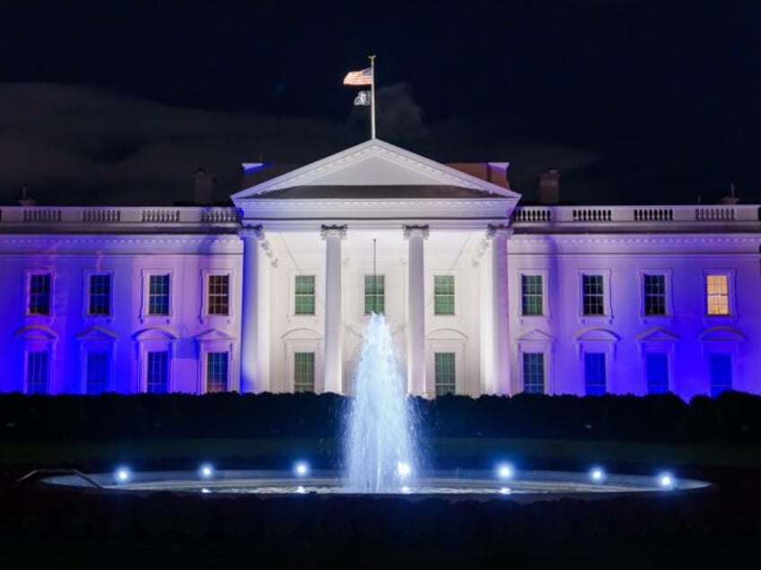 white house lights up in blue and white in solidarity with israel