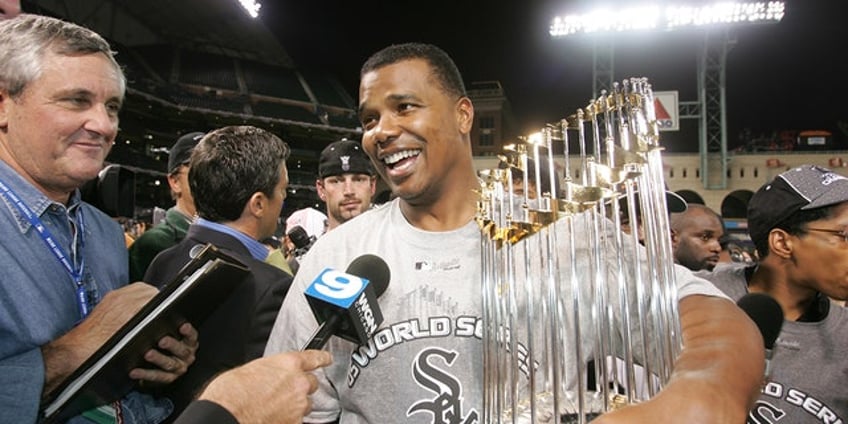 white sox fire executive vp ken williams gm rick hahn amid another disappointing season