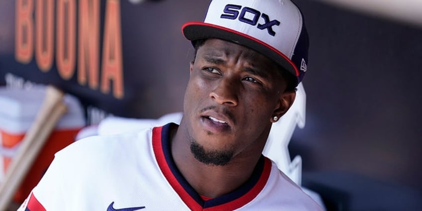 white soxs tim anderson apologizes for role in fight with guardians jose ramirez take full responsibility