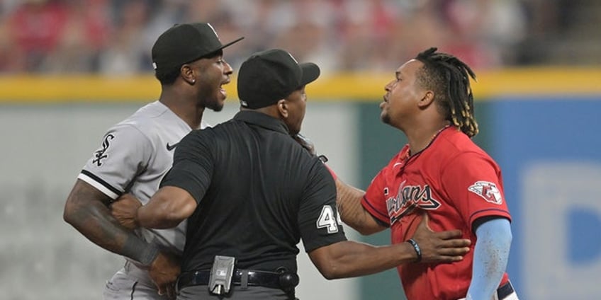 white soxs tim anderson guardians jose ramirez ejected after throwing punches in wild brawl