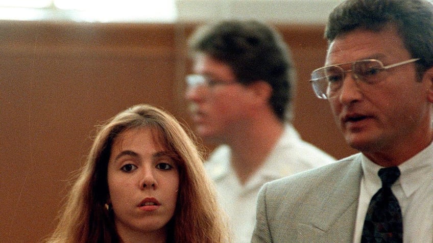 Amy Fisher (Left) in court with attorney (right)