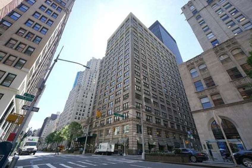 who could be next top canadian pension fund sells manhattan office tower for 1 sparking firesale panic