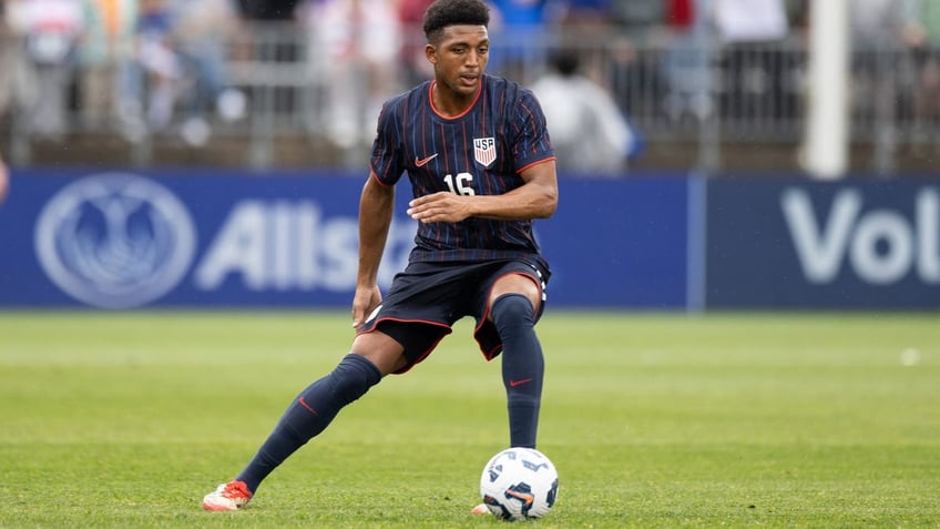 Alex Freeman has started all three games for the U.S. men's team at the Gold Cup. (Photo by John Dorton/ISI Photos/USSF/Getty Images for USSF)