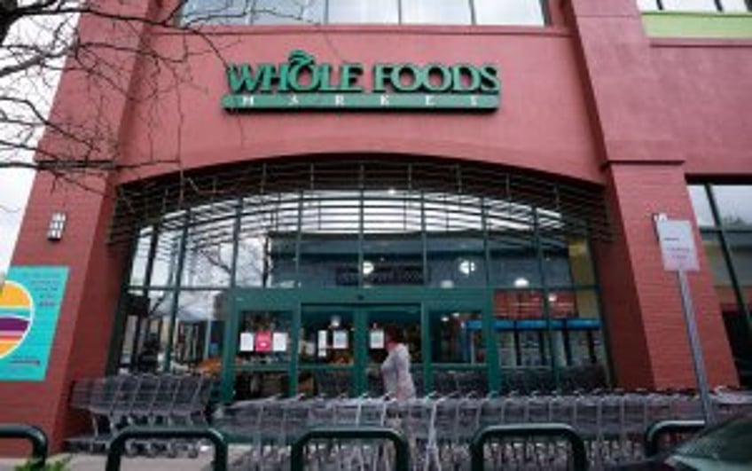 Whole Foods store in Philadelphia votes to unionize