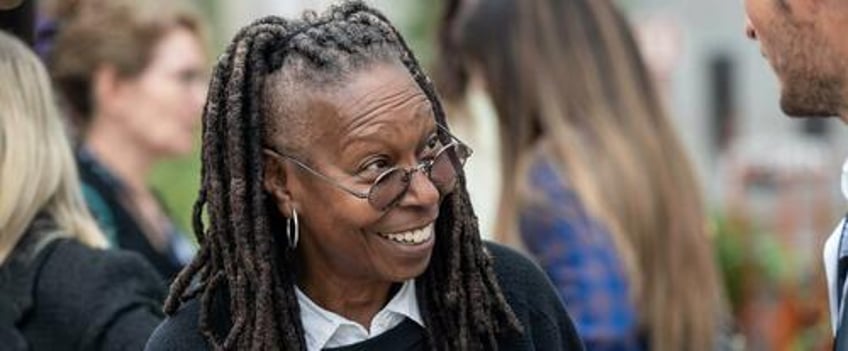 whoopie goldberg faces backlash after smearing staten island bakery