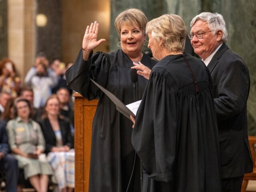 wi supreme court justice refuses to recuse from case she campaigned on dissent says violates due process