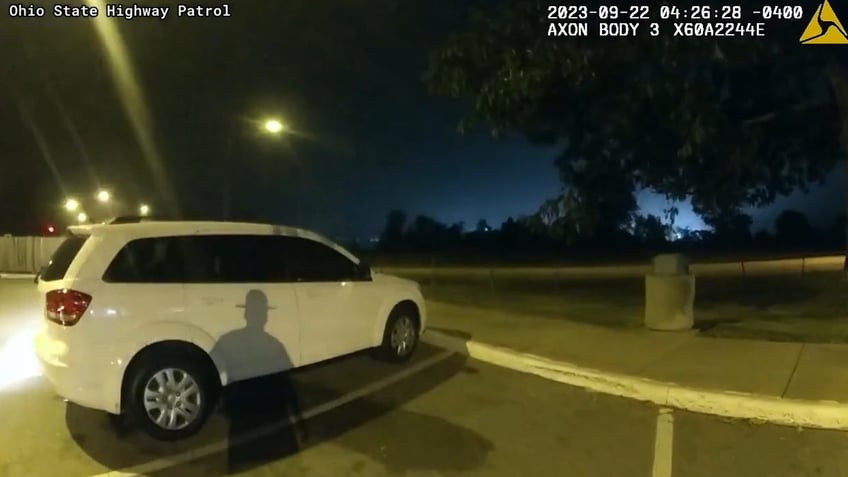 wild bodycam footage of fugitive daring cops to shoot him before high speed chase