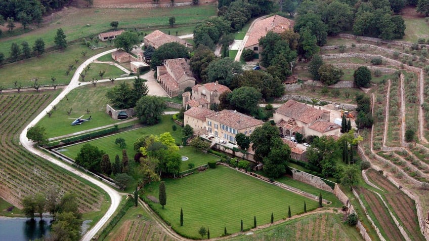 Pitt and Jolie's property