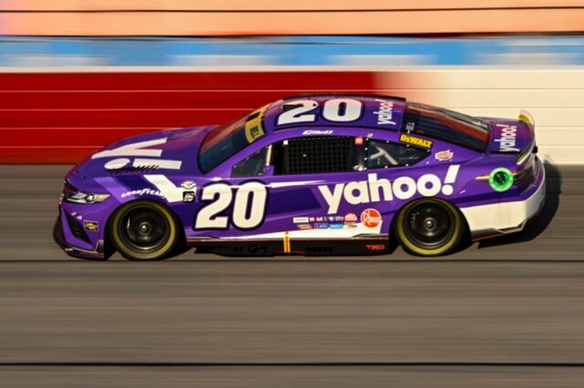 william byron aims to advance in nascar playoffs give hendrick his 300th cup series win