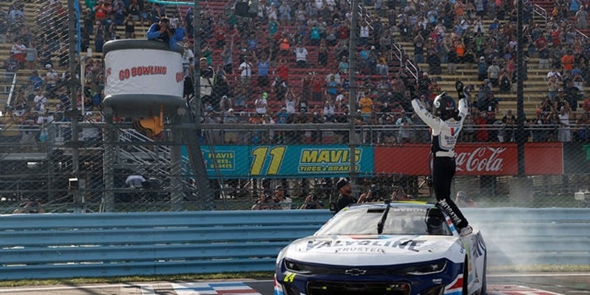 william byron picks up season leading 5th nascar win as playoffs loom