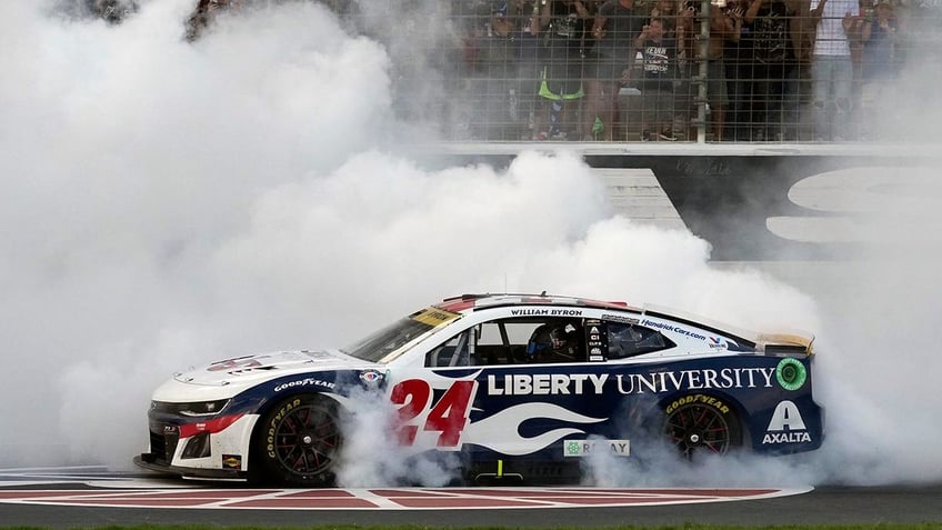 william byron punches ticket to round of 8 with victory at texas