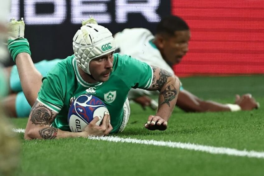 Mack Hansen scores the try that put Ireland ahead against South Africa in the first half