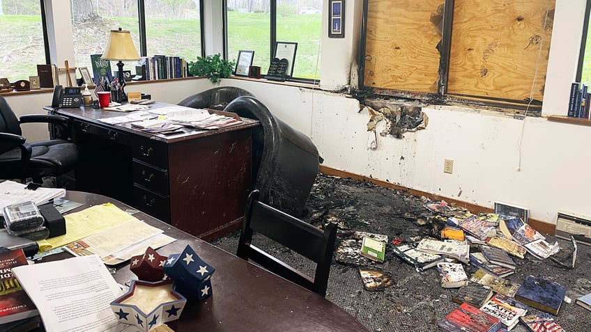 wisconsin man agrees to plead guilty to firebombing offices of pro life group