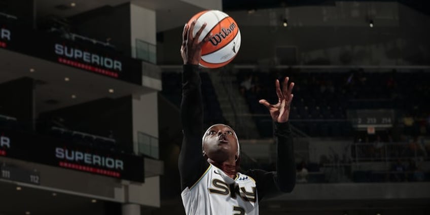 wnba star gets into heated exchange during postgame press conference you for real