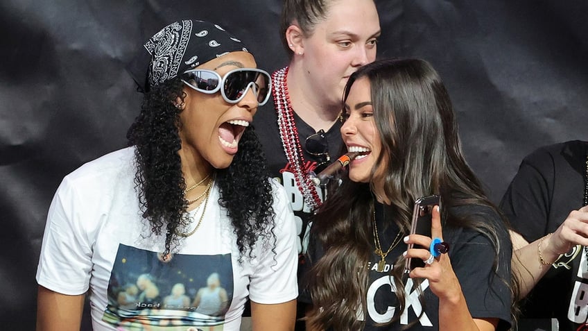 A'ja Wilson and Kelsey Plum celebrate championship