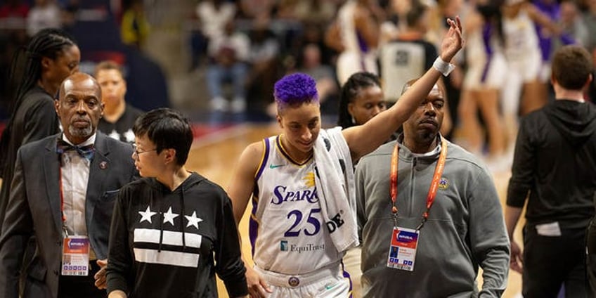 wnbas layshia clarendon brittney sykes ejected after final minute skirmish