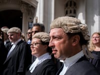 Woke Scalp: England Courtrooms Look to Ban Wigs for Being ‘Culturally Insensitive’ to People With African Hair