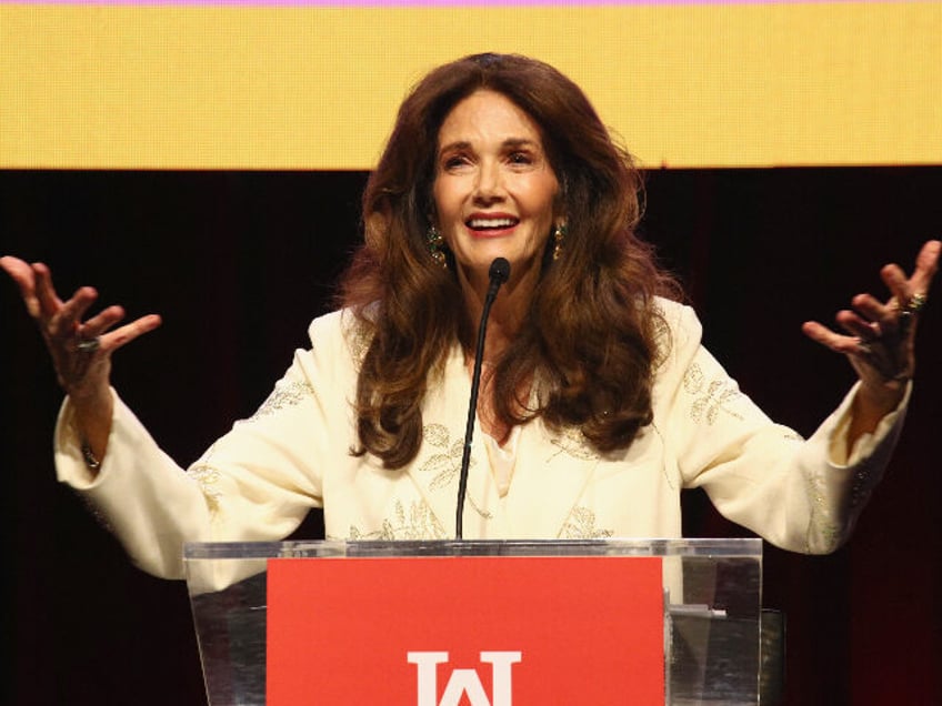 NEW YORK, NEW YORK - APRIL 29: Honoree Lynda Carter speaks during Ms. Foundation Woman of