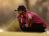Woods, 16-year-old Charlie, misses out in US Open qualifier