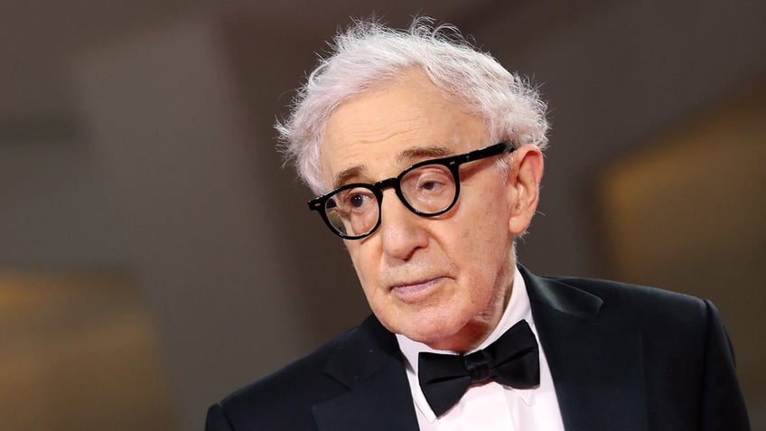 woody allen dismisses cancel culture as silly maintains hes innocent of dylan farrows claims