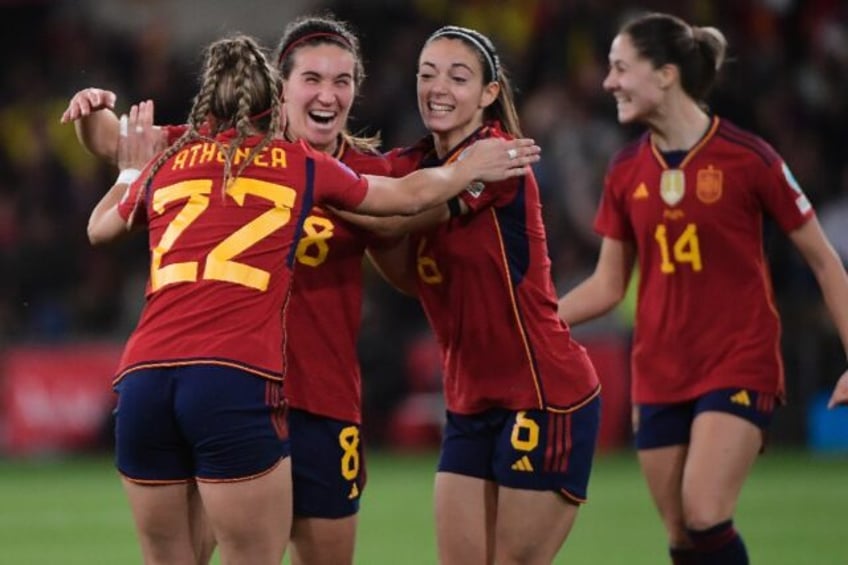 Spain completely outplayed France at Seville's El Cartuja stadium